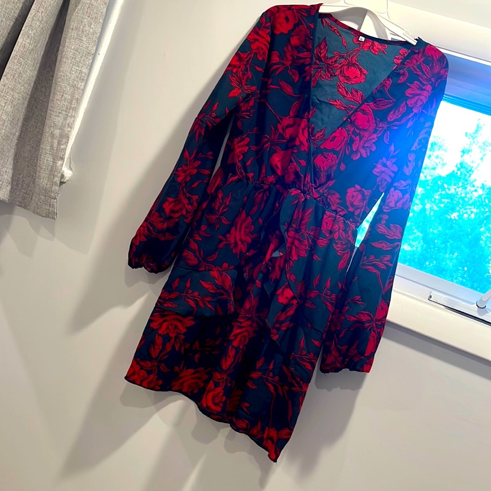 Floral print cross top dress
